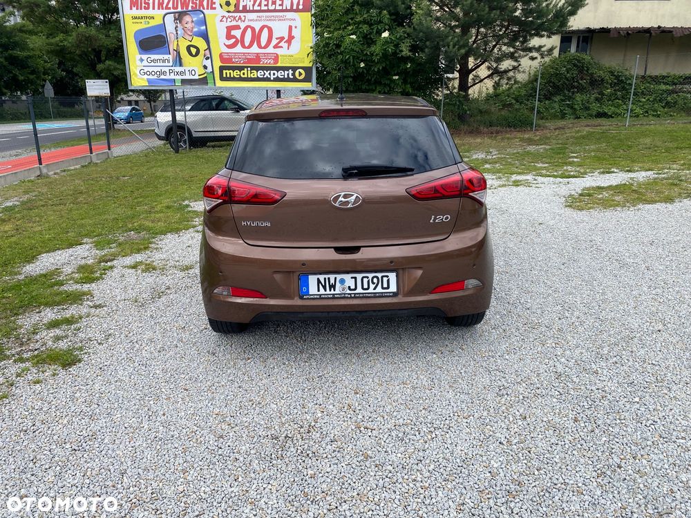 Hyundai i20 1.4 YES Gold - 8