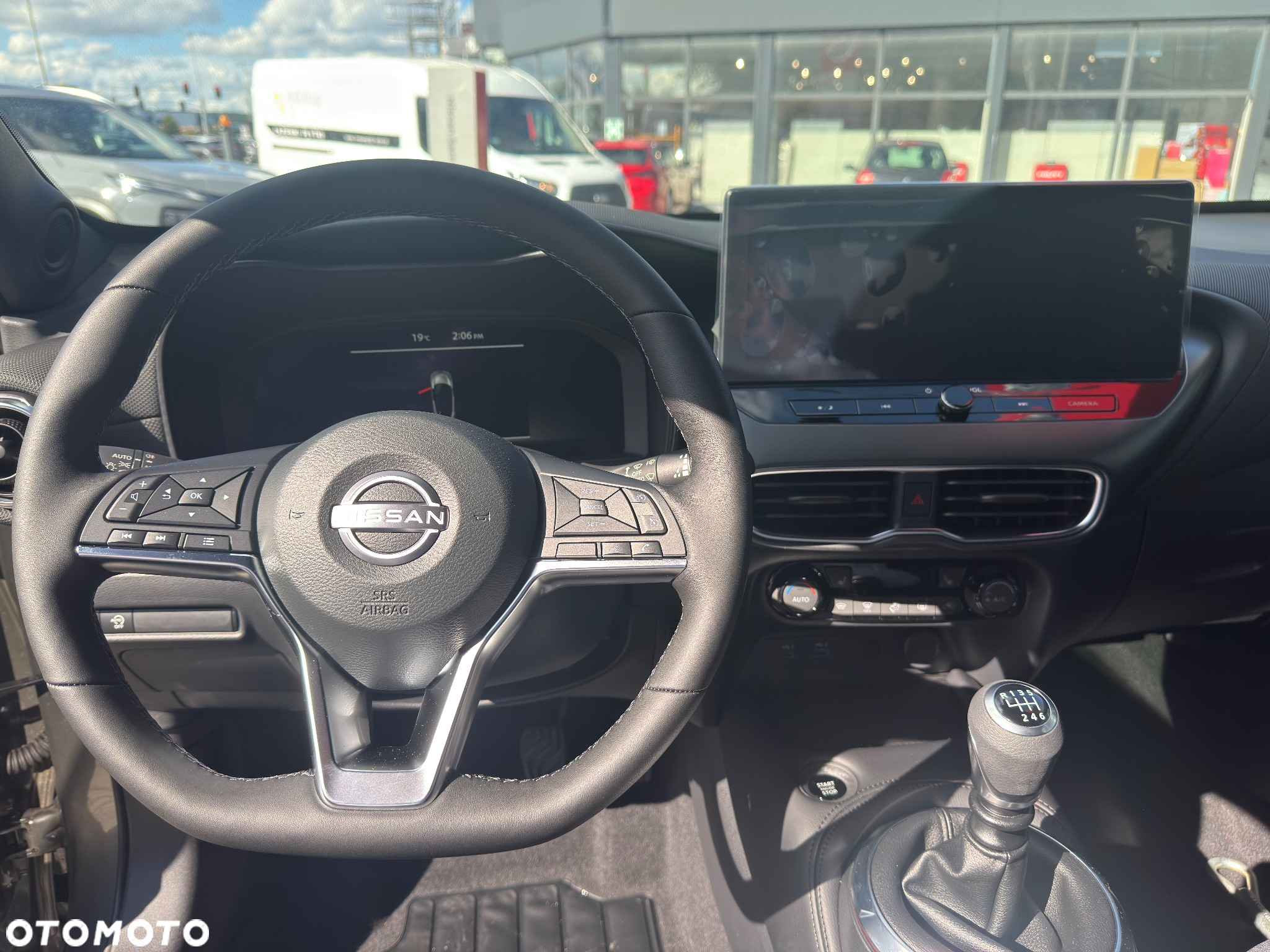 Nissan Juke 1.0 DIG-T N-Connecta - 11