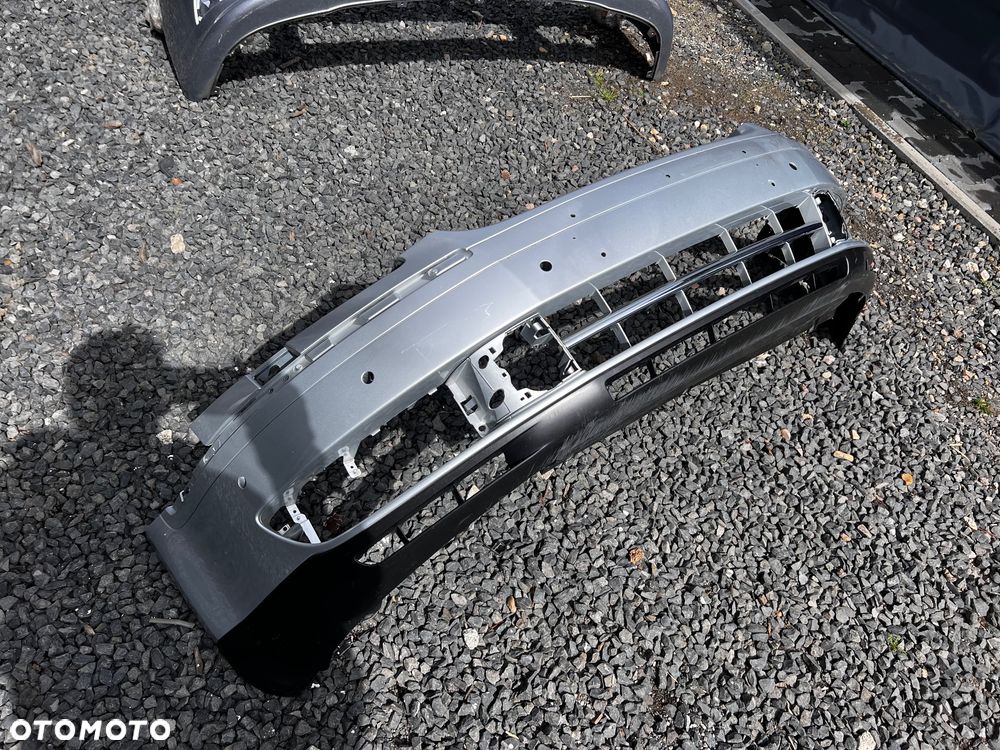 VW Phaeton 3D0 zderzak przedni  03-09 - 1