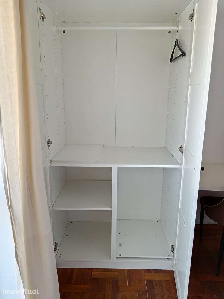 Quarto no centro perto da Avenida Central - Grande imagem: 3/10