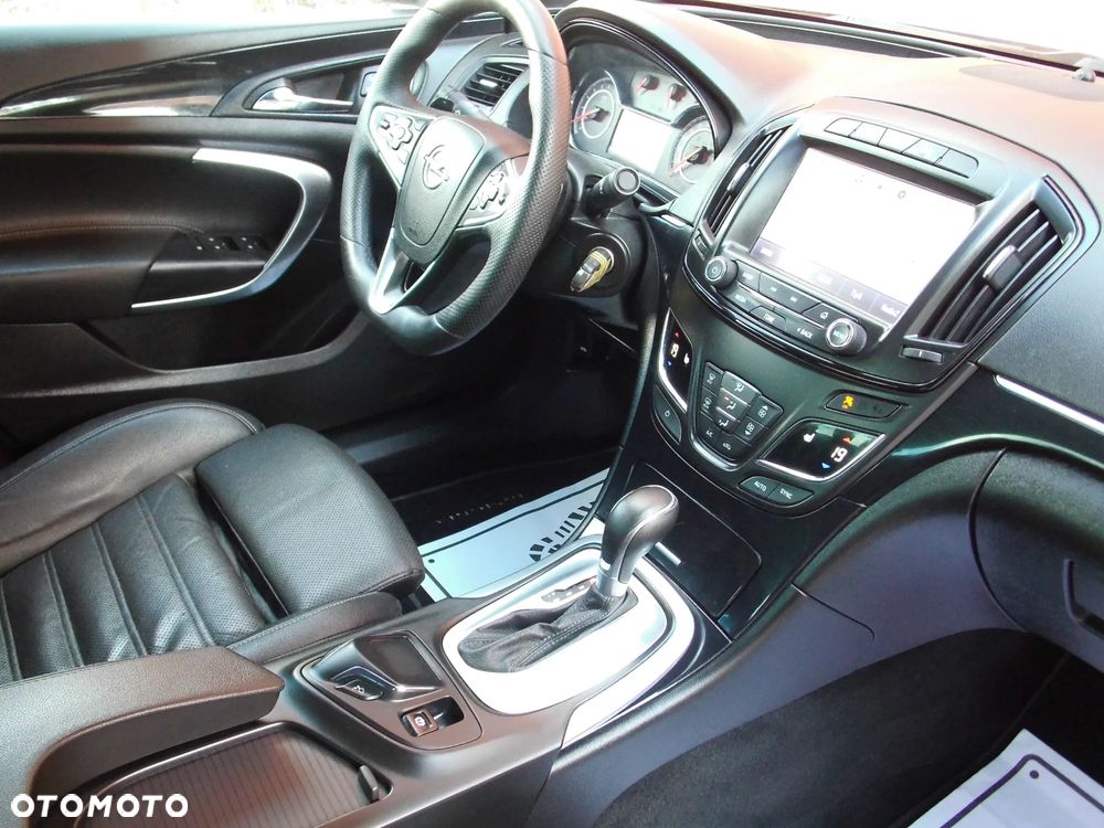 Opel Insignia 1.6 SIDI Turbo Sport - 22