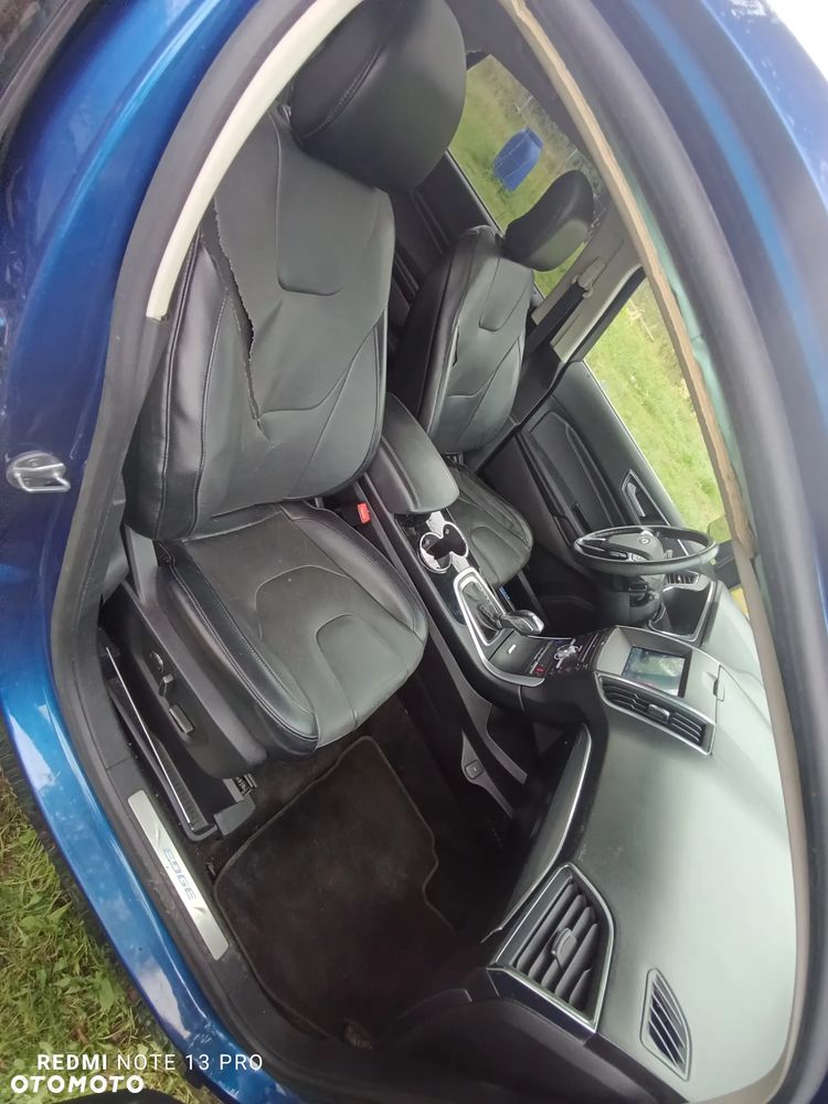 Ford Edge - 9
