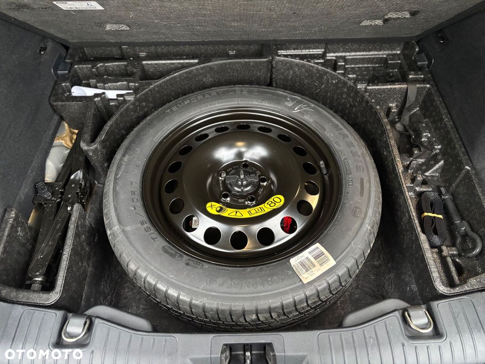 Ford Kuga 2.5 Duratec PHEV ST-LINE X - 35