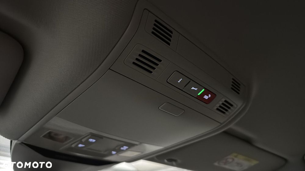 Volkswagen Passat Variant 1.5 TSI EVO Business DSG - 31