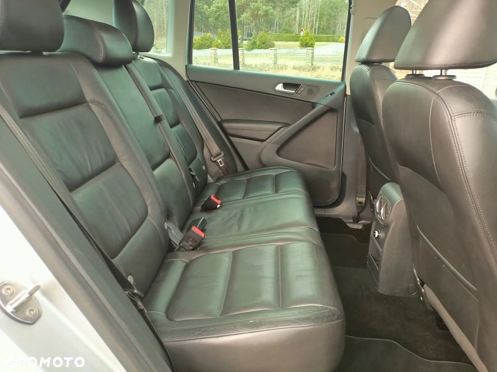 Volkswagen Tiguan - 8
