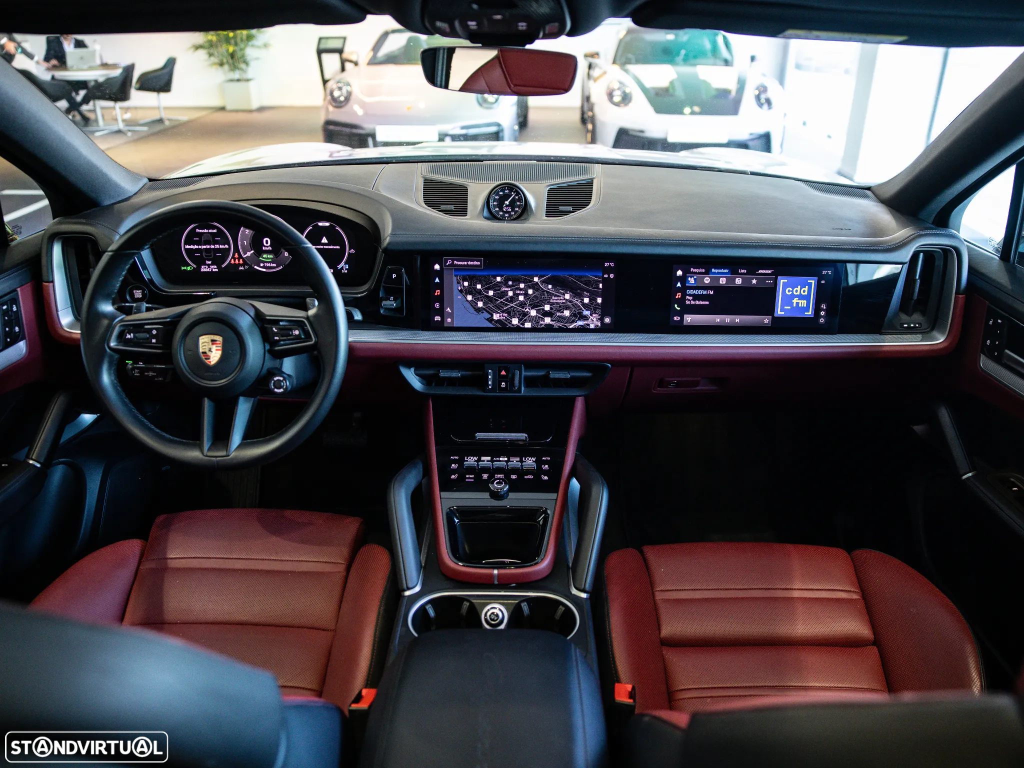 Porsche Cayenne Coupé E-Hybrid - 31