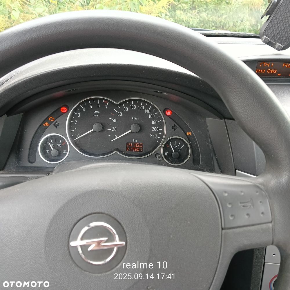 Opel Meriva 1.6 16V (Essentia) - 4
