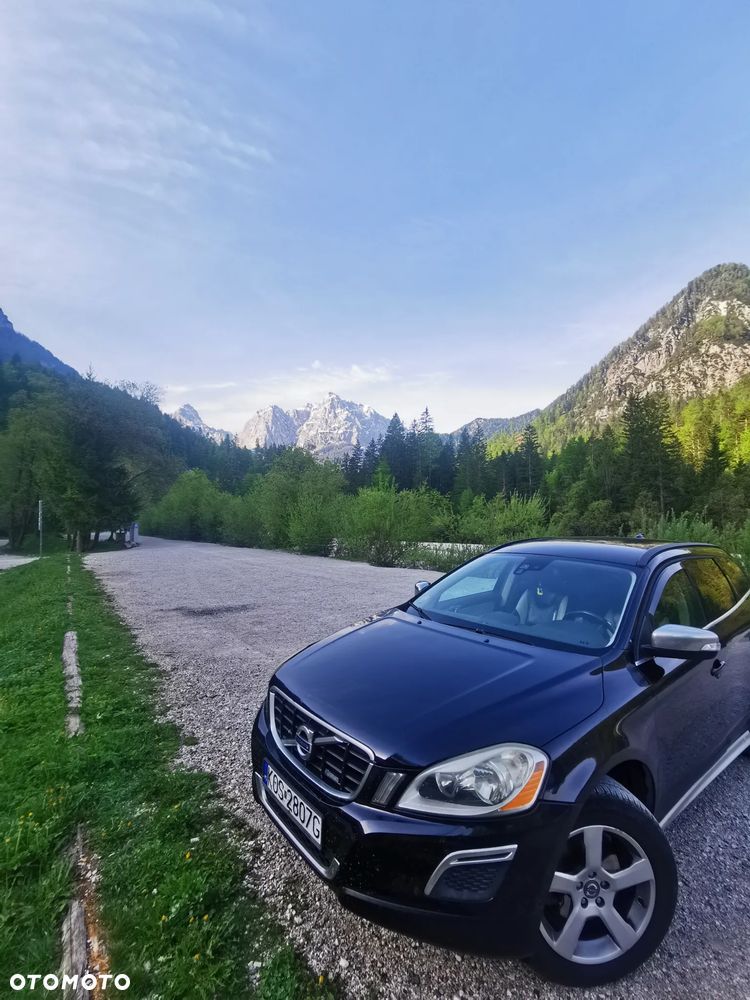 Volvo XC 60 2.4D R-Design - 4