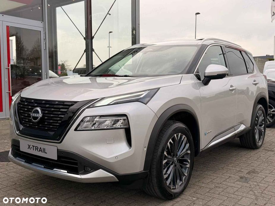 Nissan X-Trail - 4