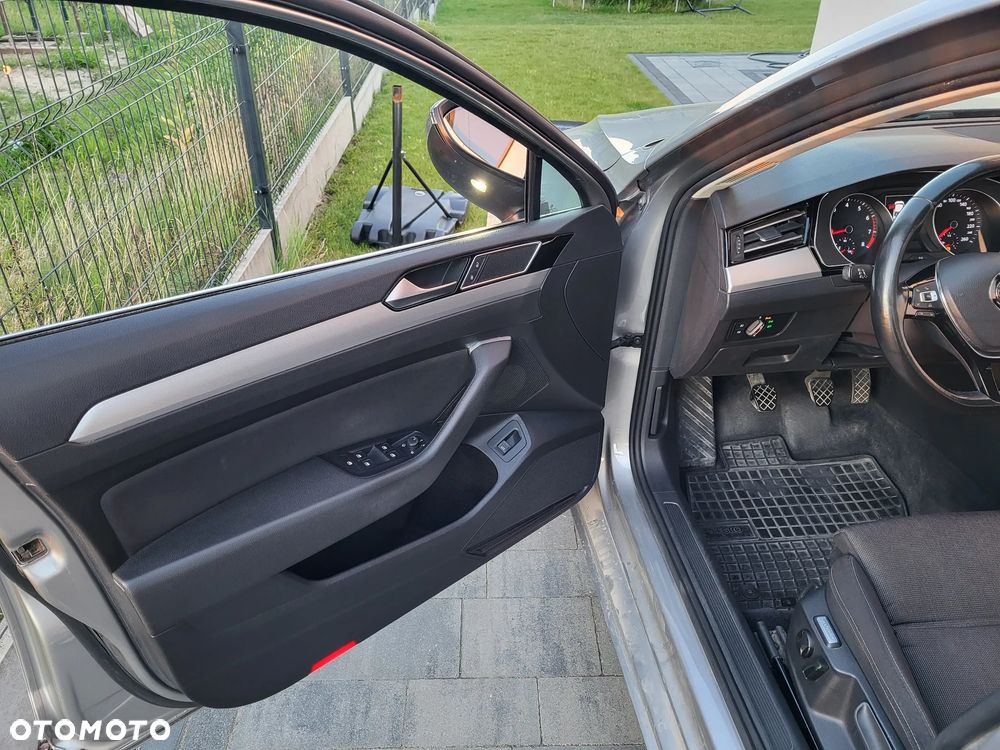 Volkswagen Passat 1.8 TSI BMT Comfortline - 5