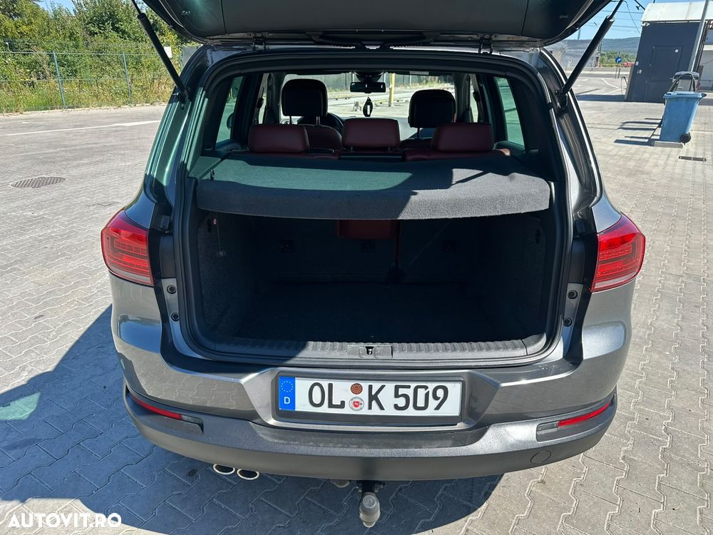 Volkswagen Tiguan 2.0 TDI DPF 4Motion BlueMotion Technology Sport & Style - 21