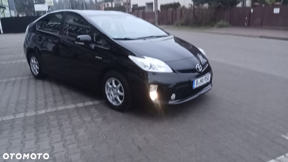 Toyota Prius (Hybrid) Comfort - 12