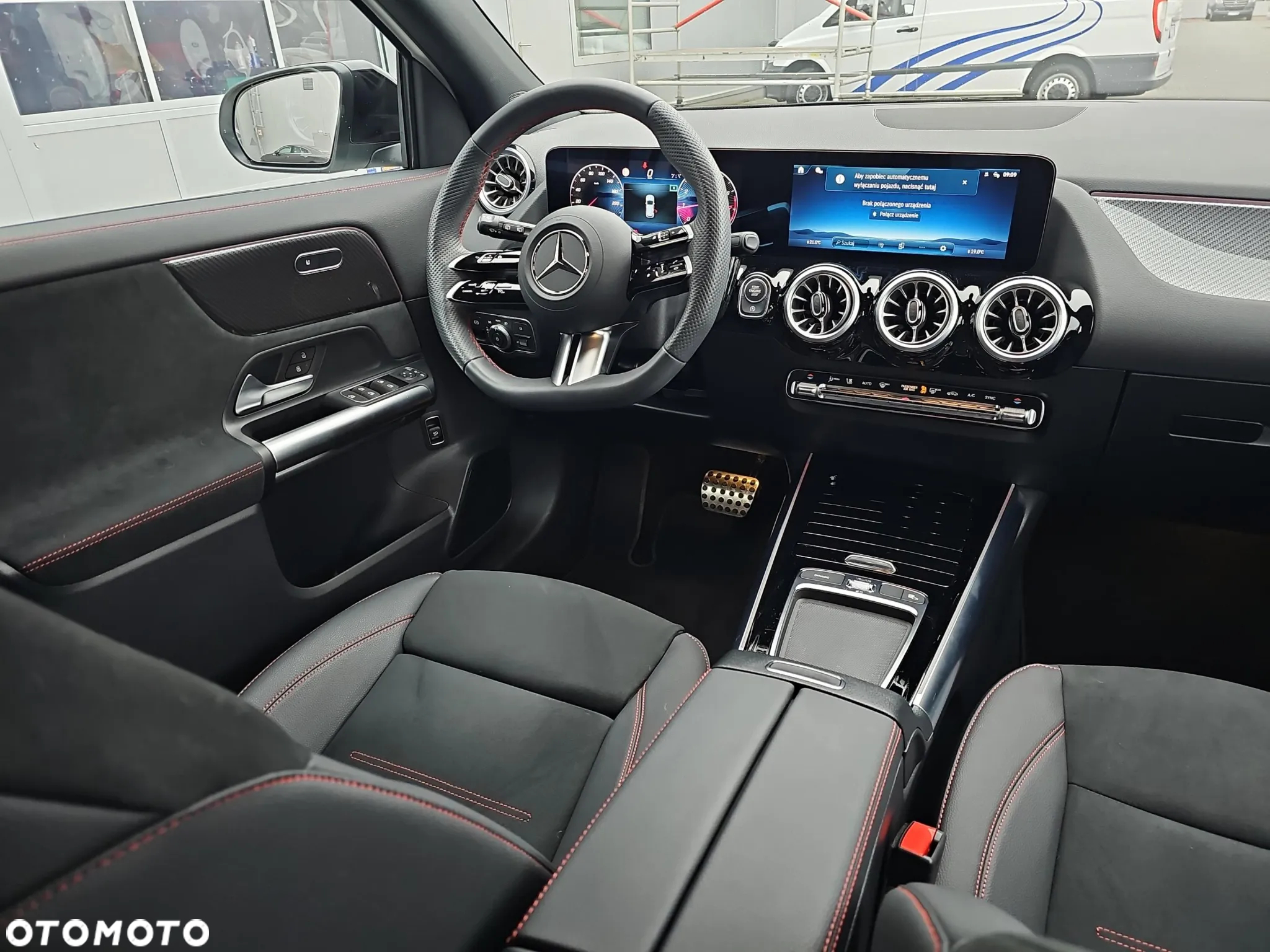 Mercedes-Benz GLA 200 AMG Line - 15