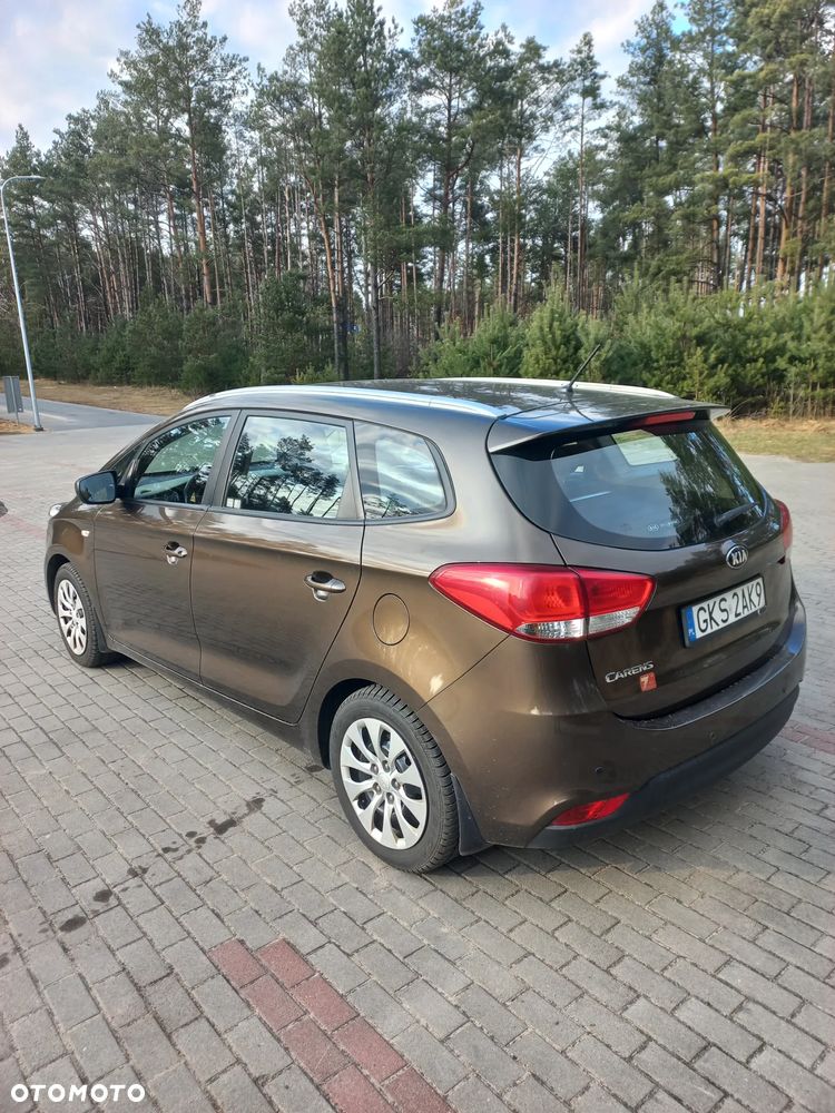 Kia Carens 1.6 GDI M - 4