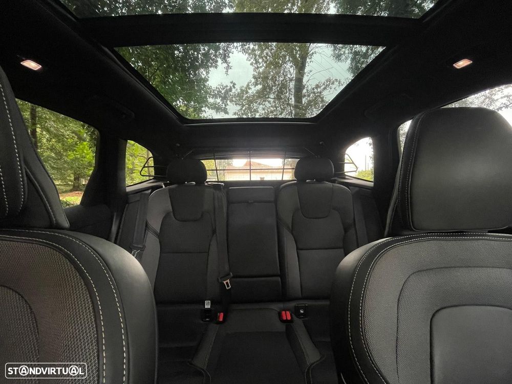 Volvo XC 60 2.0 T6 PHEV Black Edition AWD - 30