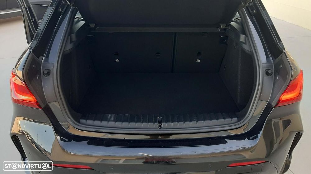 BMW 116 d Pack Desportivo M - 11