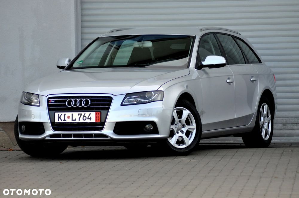Audi A4 Avant - 11