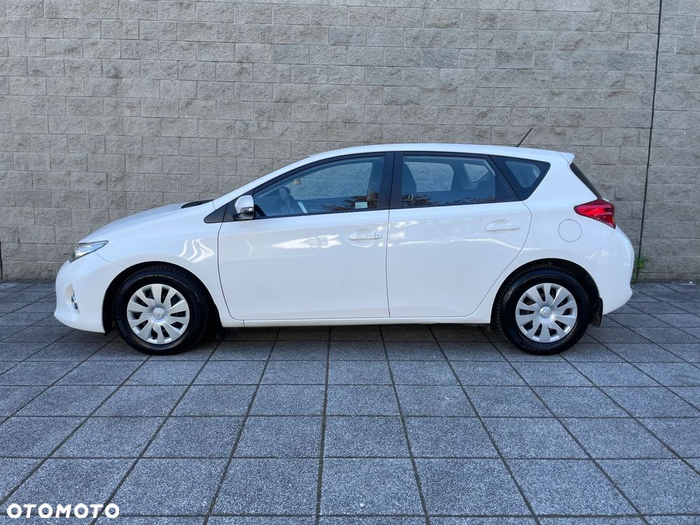 Toyota Auris 1.4 D-4D Dynamic - 2