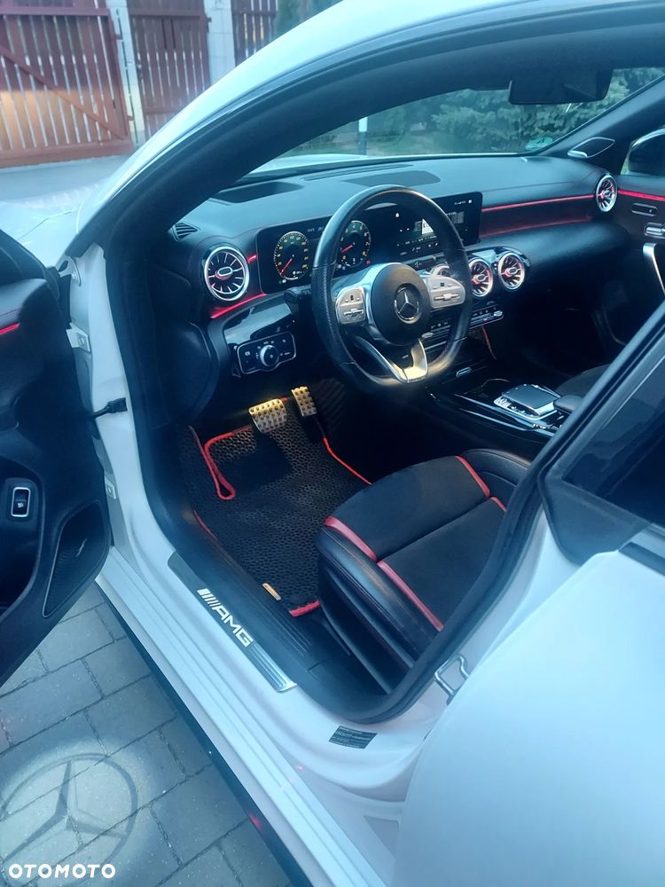 Mercedes-Benz CLA AMG 35 4Matic B AMG Speedshift 7G-DCT - 8