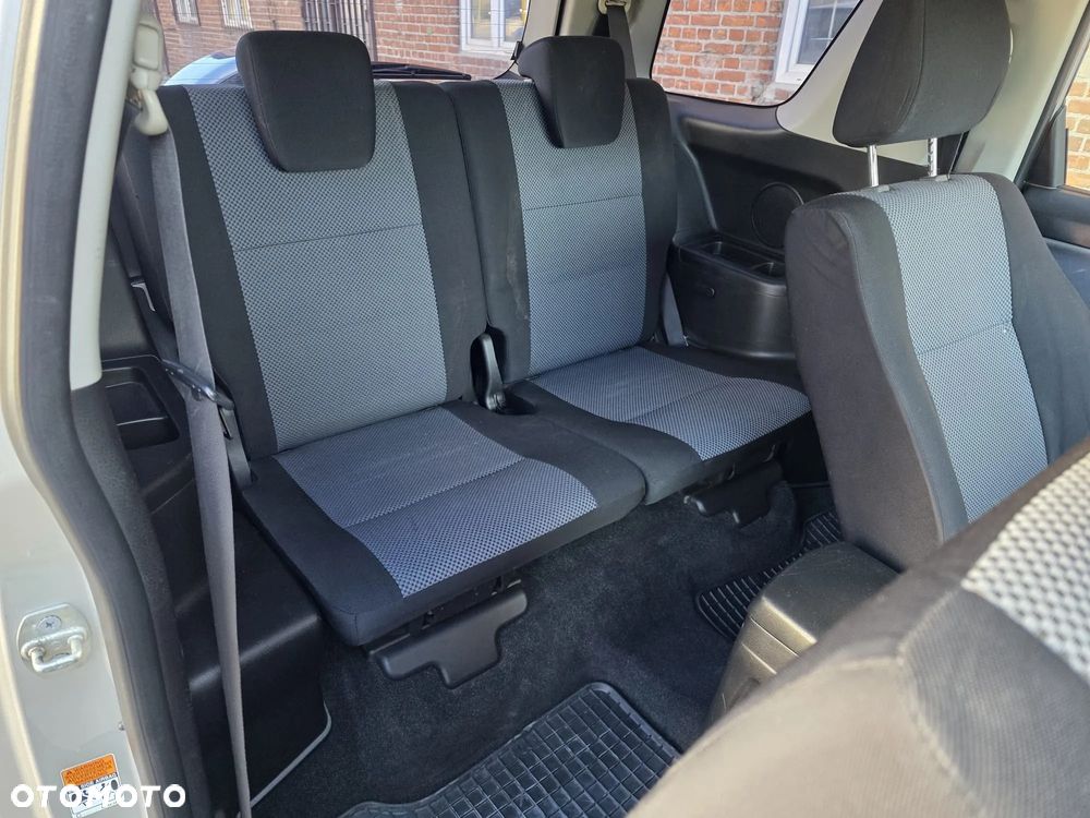 Suzuki Grand Vitara 1.6 De luxe - 13