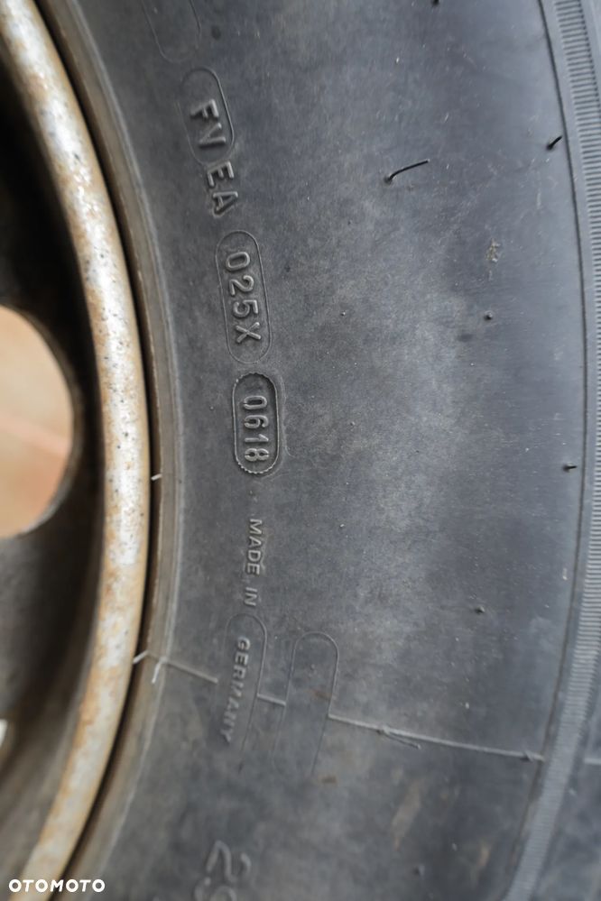 Koła, koło felgi 22,5 opony 295/80 R22.5 - 22