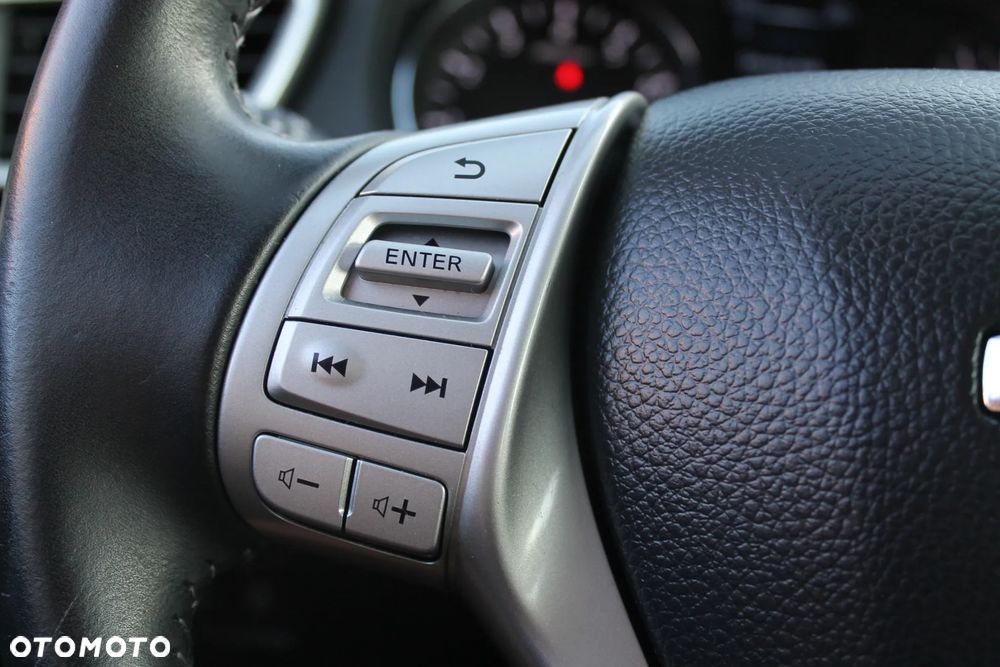 Nissan Qashqai 1.2 DIG-T N-Vision Xtronic EU6 - 18