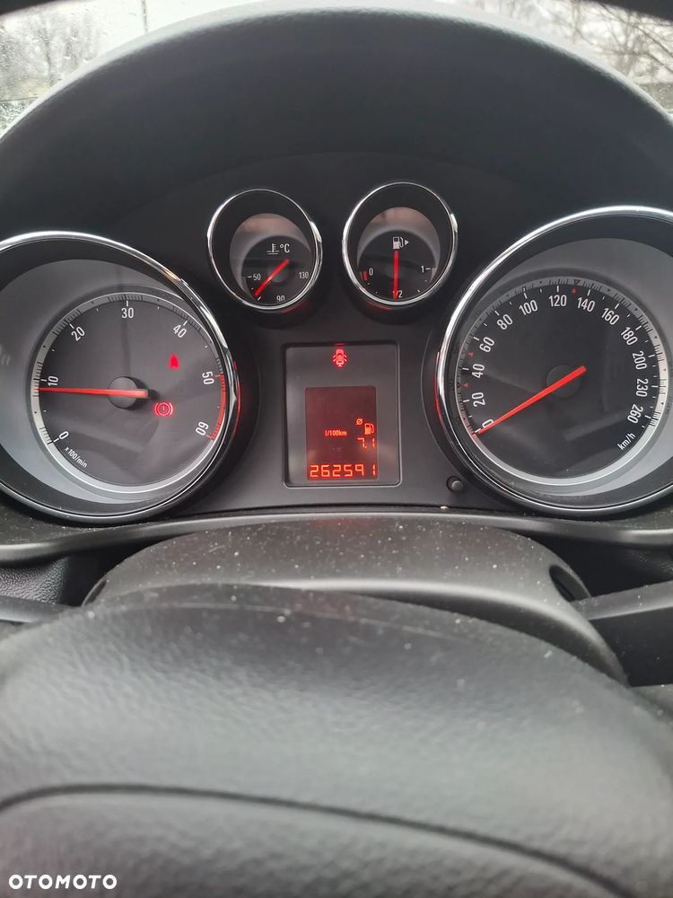 Opel Insignia 2.0 CDTI - 7