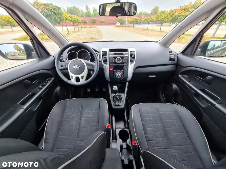 Kia Venga 1.4 L - 10