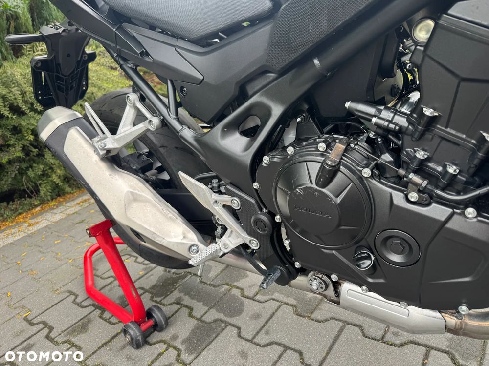 Honda Hornet - 19