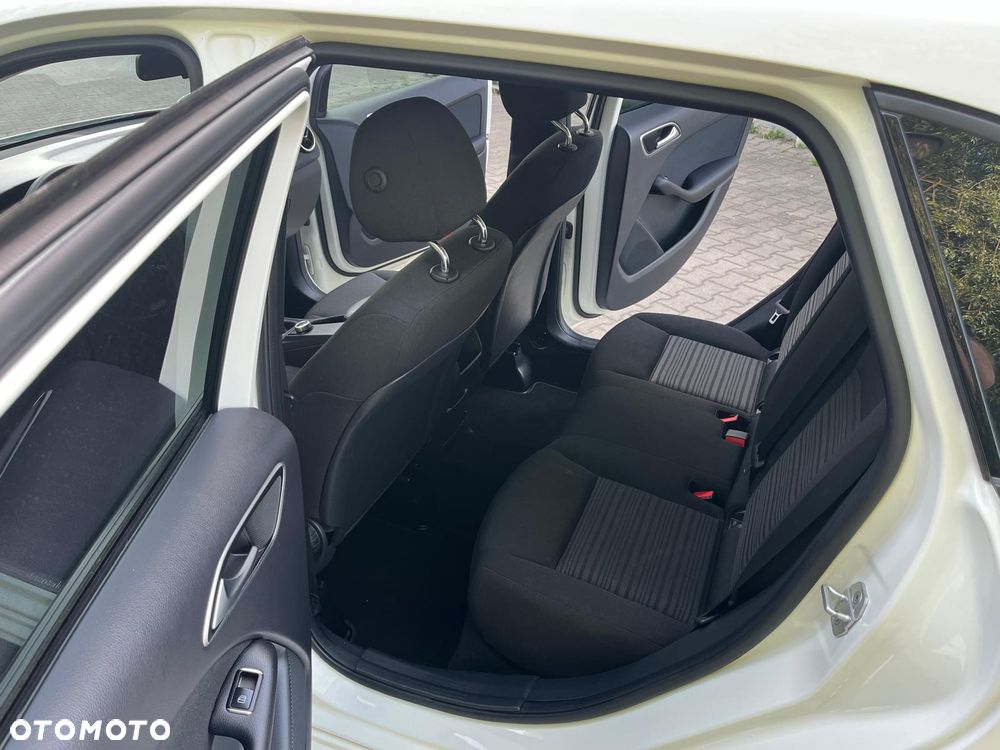 Mercedes-Benz Klasa B 180 BlueEFFICIENCY Edition - 12