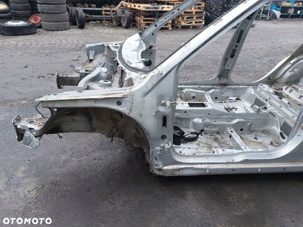 Dach SKODA YETI 2008-2017 LA7W Srebrny - 2