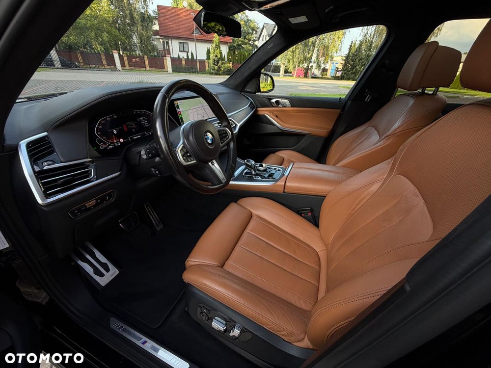 BMW X7 xDrive40d mHEV - 28