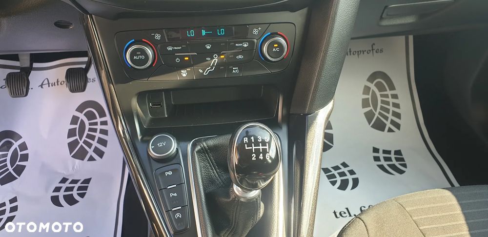 Ford Focus - 16