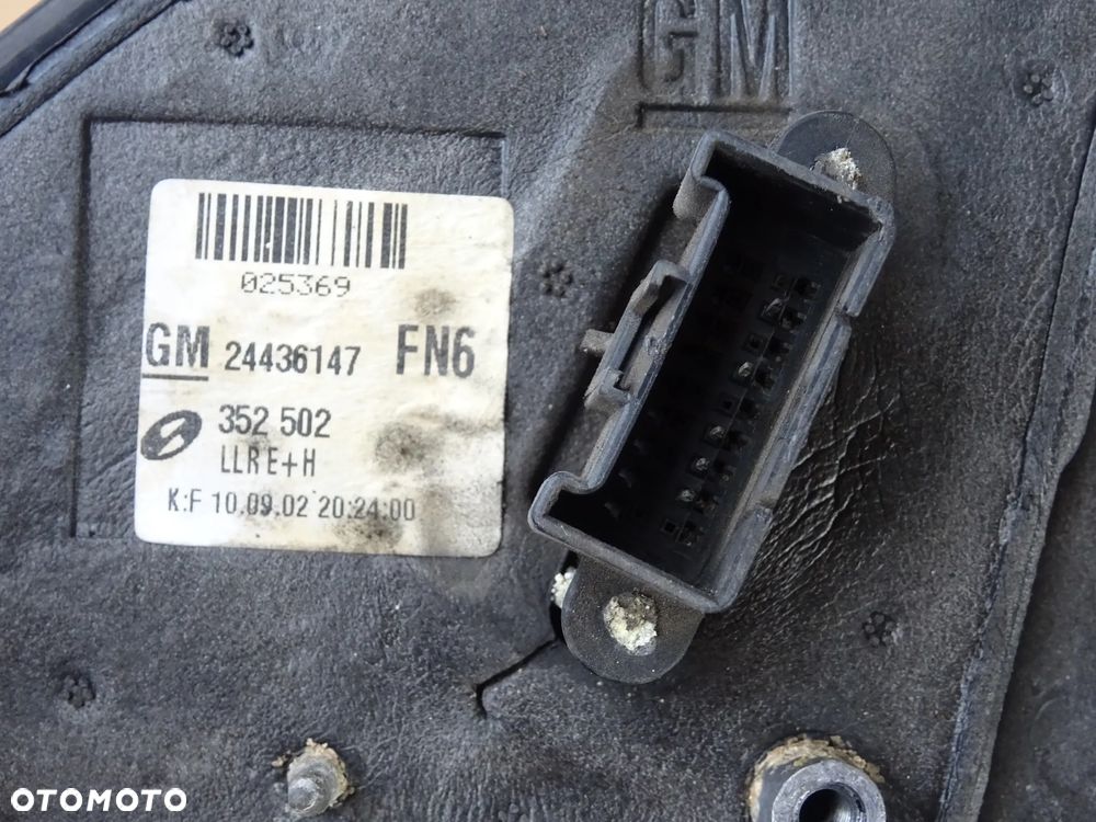 LUSTERKO PRAWE ZEWNĘTRZNE 5-PIN OPEL VECTRA C SIGNUM Z20H - 3