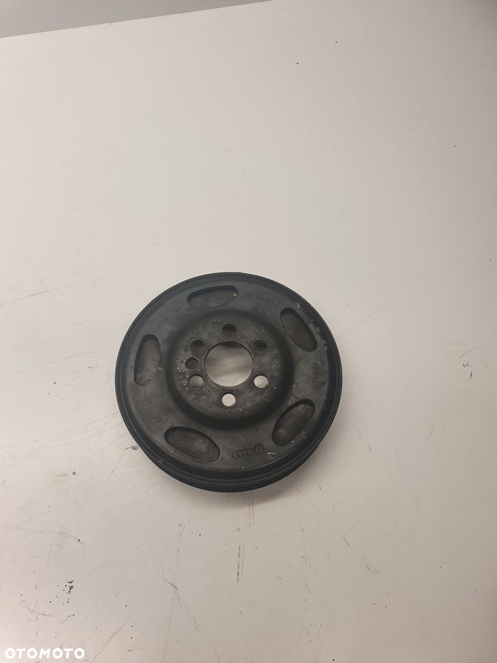 KOŁO PASOWE AUDI A4 B7 A6 C6 2,0 TFSI 06F105243H - 1