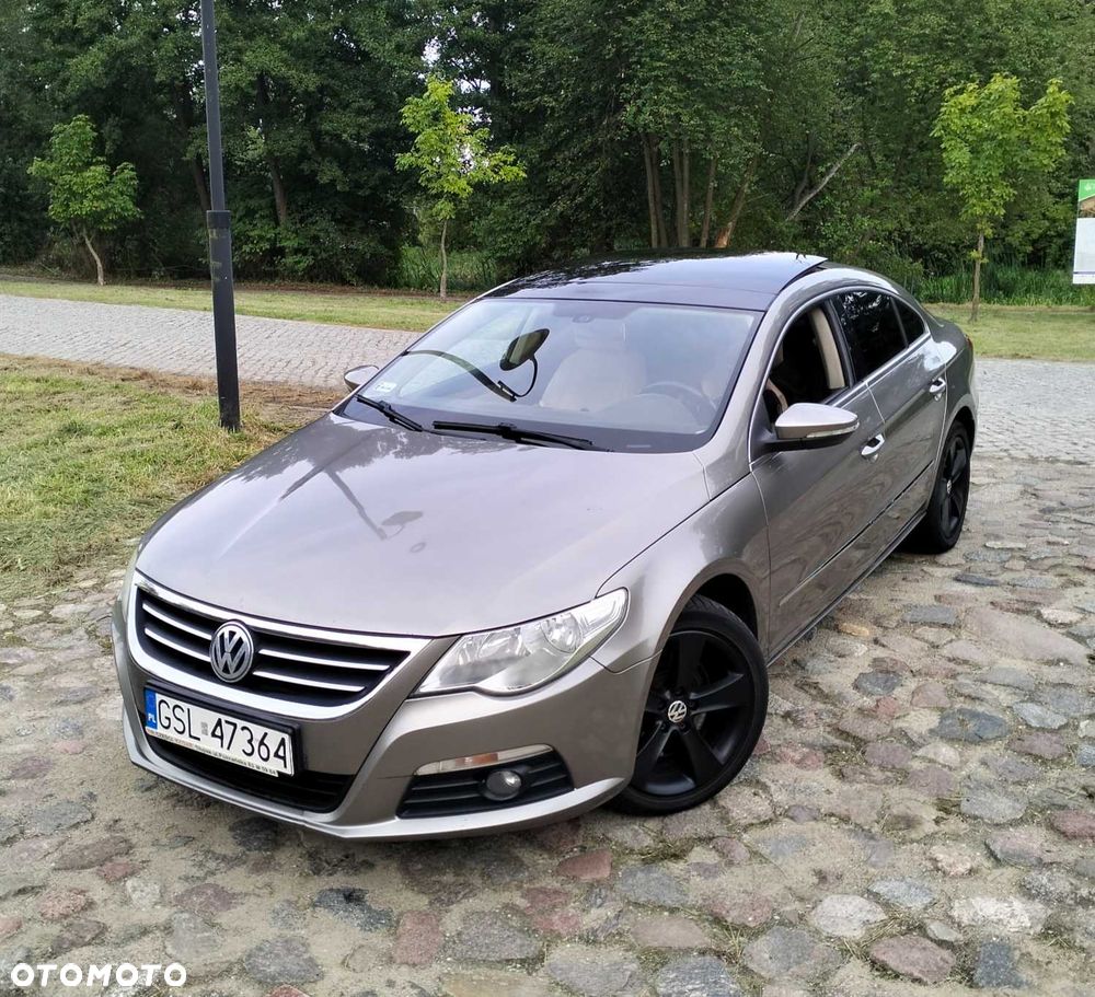 Volkswagen Passat CC - 2