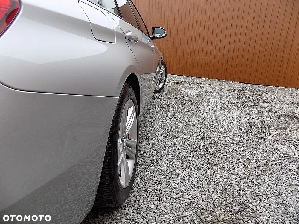 BMW Seria 3 316d Sport Line - 31