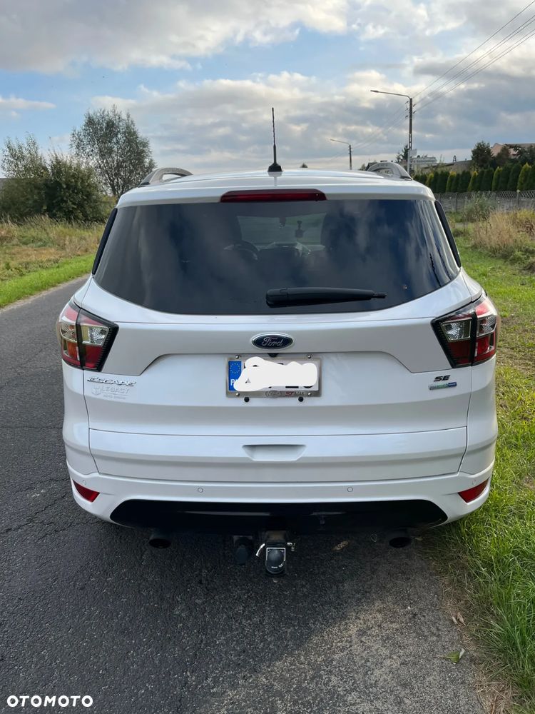 Ford Escape - 2