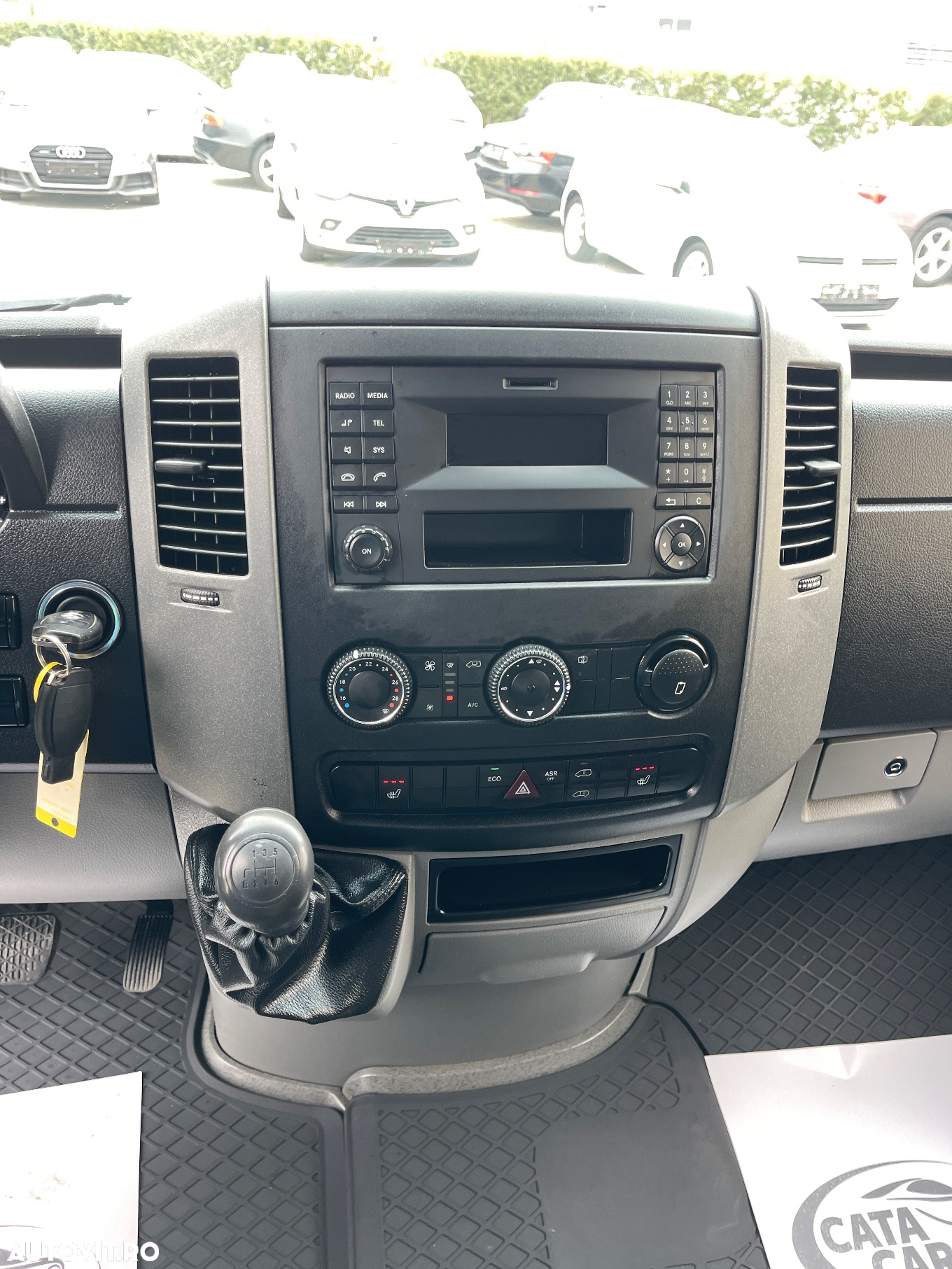 Mercedes-Benz Sprinter 516CDI MEDIU PUNTE DUBLA - 24