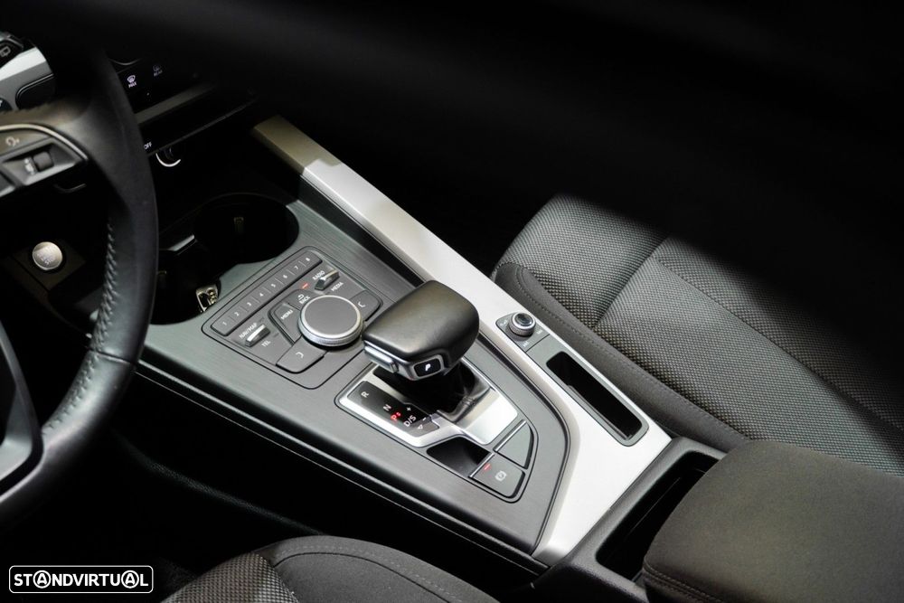 Audi A4 Avant 35 TDI S tronic - 9