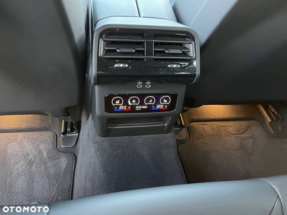 BMW Seria 5 520i mHEV M Sport - 27