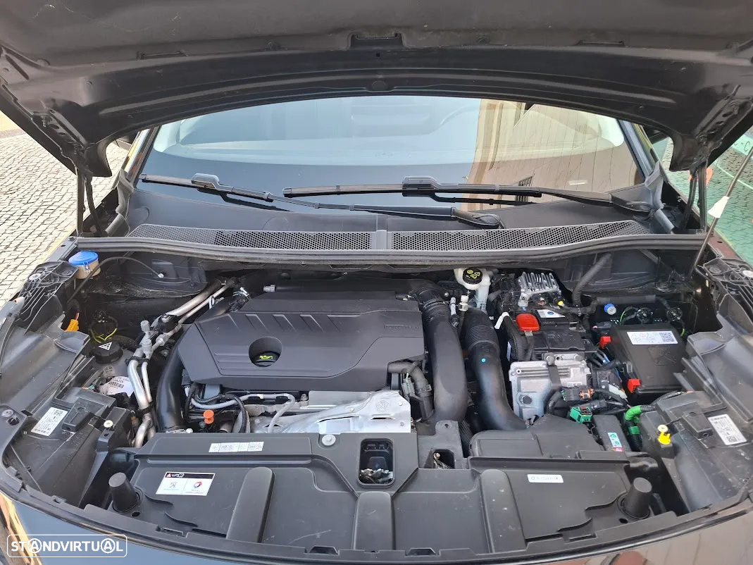Peugeot 3008 1.6 Hybrid Allure Pack e-EAT8 - 58