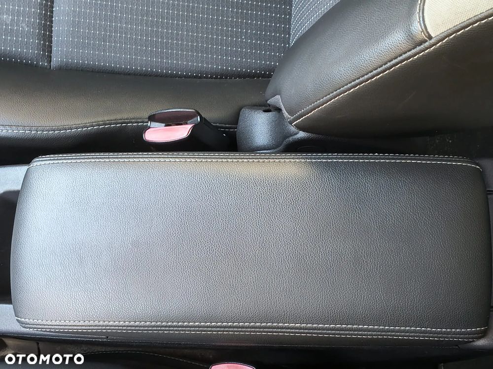 Renault Scenic - 32