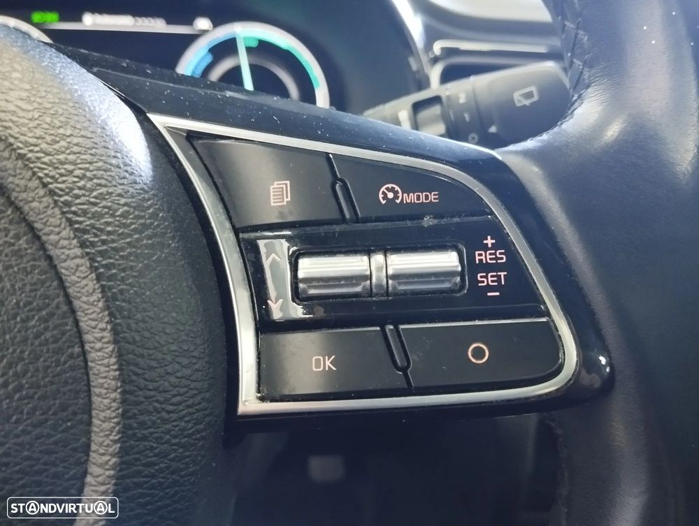 Kia XCeed 1.6 GDi PHEV Tech - 24