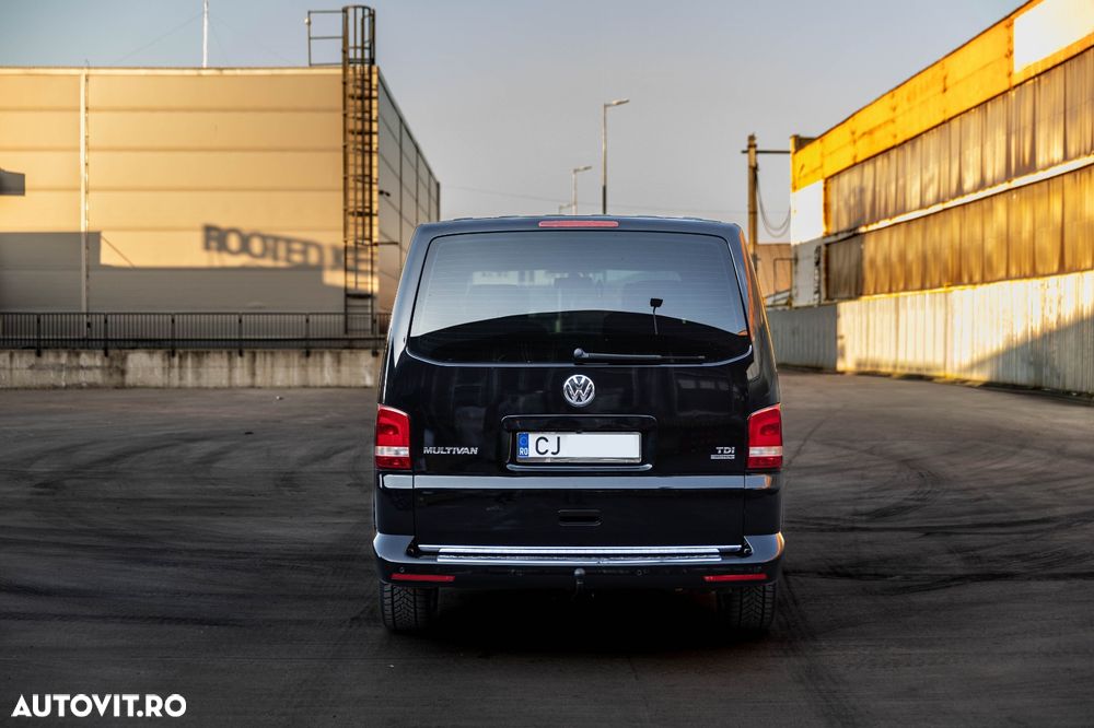 Volkswagen Multivan - 26