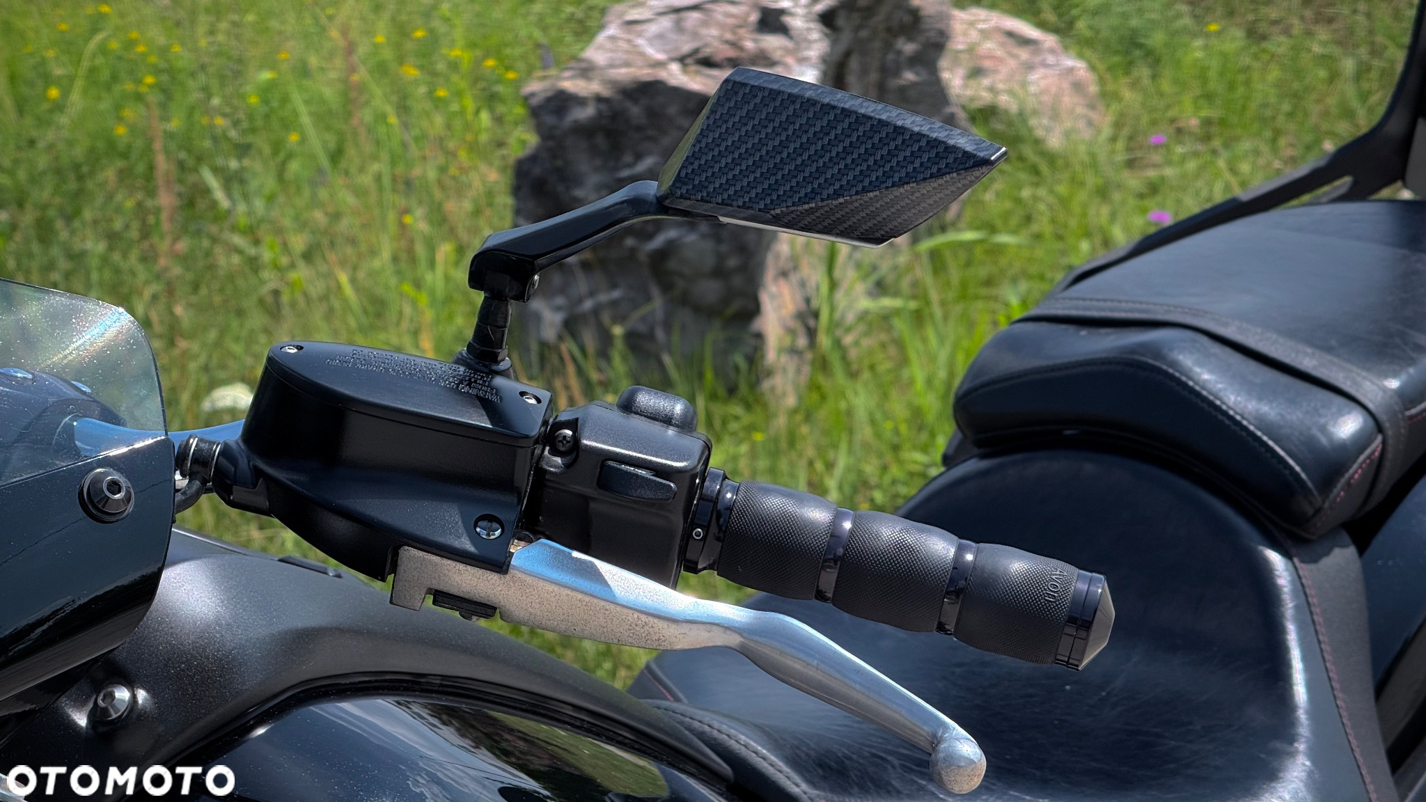 Yamaha Raider - 32