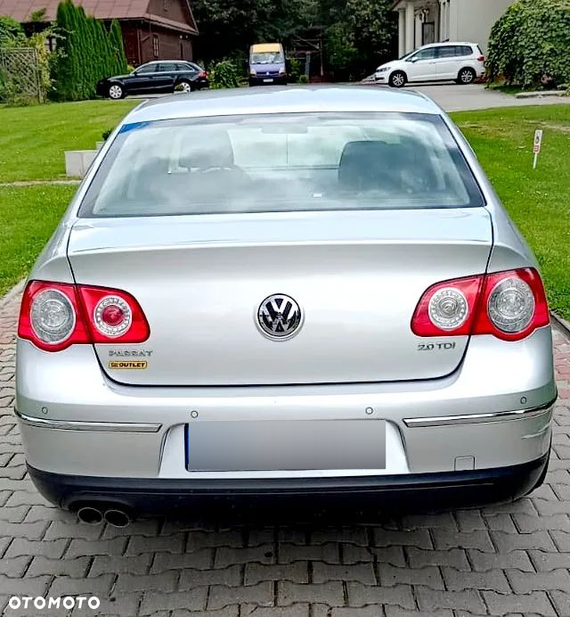 Volkswagen Passat 2.0 TDI Comfortline - 5