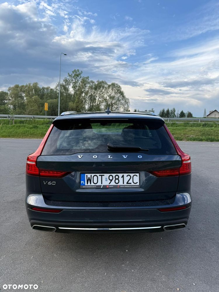 Volvo V60 T6 AWD Plug-In Hybrid Inscription - 8