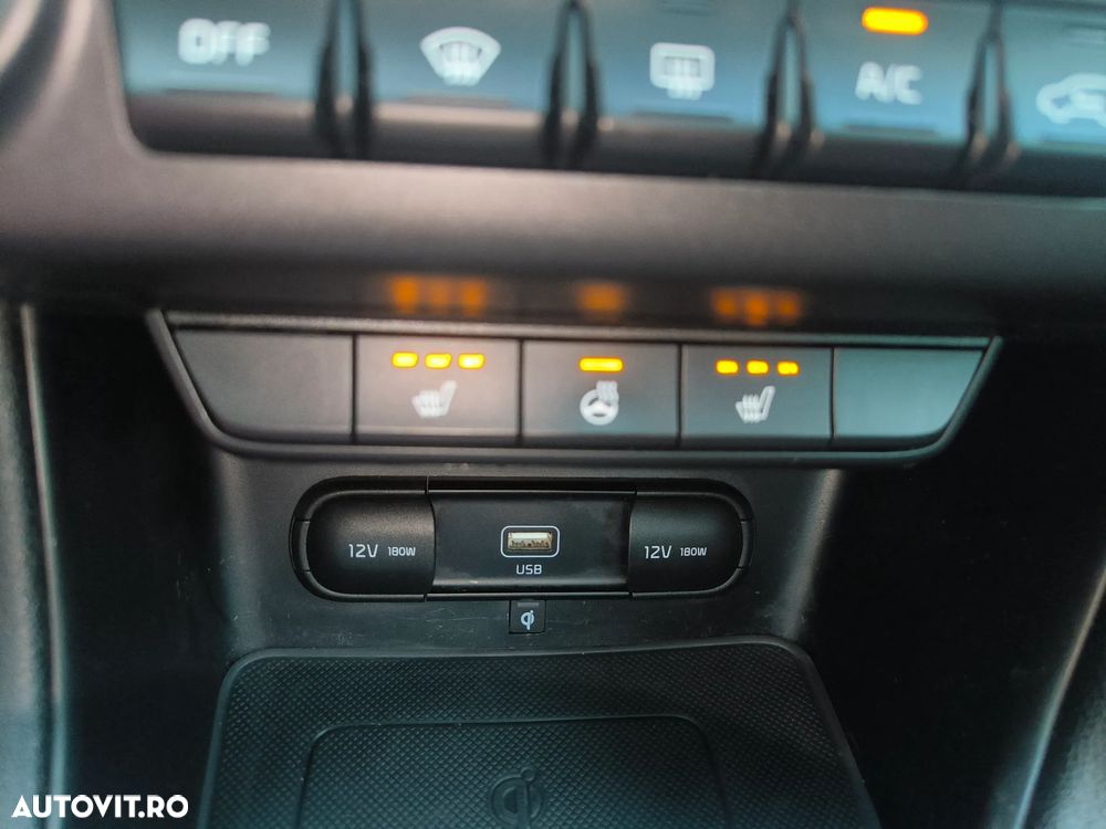 Kia Sportage 1.6 DSL 7DCT HP 4x2 GT Line - 30