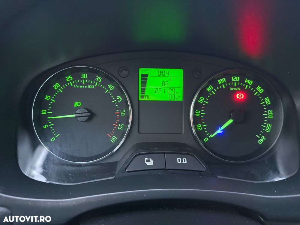 Skoda Fabia 1.6 TDI DPF STYLE EDITION - 12